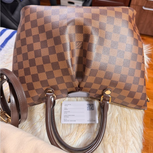 Beautiful Louis Vuitton SIENA PM Damier ebene with long strap, duster and cert. - Picture 3 of 16